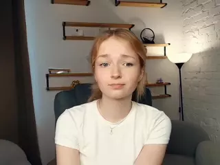 EdinaCroswell's Live Sex Cam Show