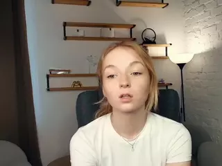 EdinaCroswell's Live Sex Cam Show