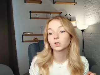 EdinaCroswell's Live Sex Cam Show