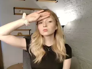 EdinaCroswell's Live Sex Cam Show