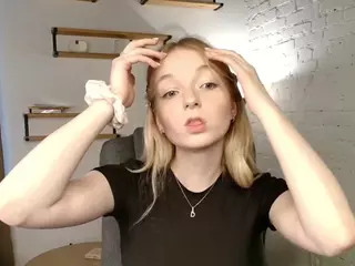 EdinaCroswell's Live Sex Cam Show