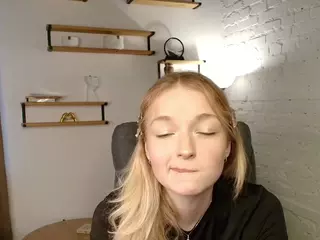 EdinaCroswell's Live Sex Cam Show