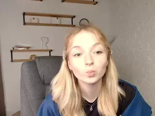 EdinaCroswell's Live Sex Cam Show
