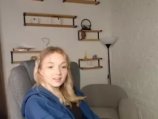 EdinaCroswell's Live Sex Cam Show