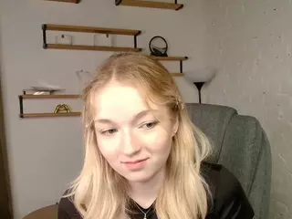 EdinaCroswell's Live Sex Cam Show