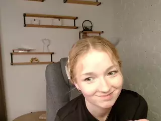 EdinaCroswell's Live Sex Cam Show