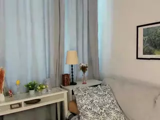 EdinaCroswell's Live Sex Cam Show