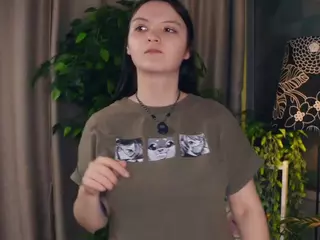 Mae's Live Sex Cam Show