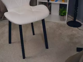 Mae's Live Sex Cam Show