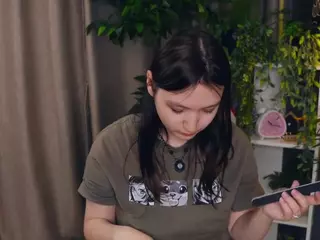 Mae's Live Sex Cam Show