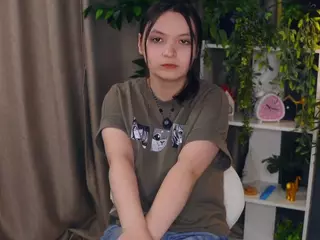 Mae's Live Sex Cam Show