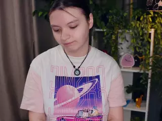 Mae's Live Sex Cam Show