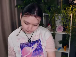 Mae's Live Sex Cam Show