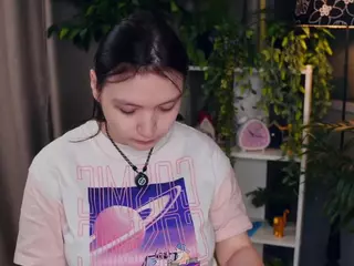 Mae's Live Sex Cam Show