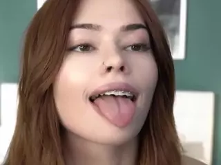 ErlineBelow's Live Sex Cam Show