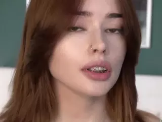 ErlineBelow's Live Sex Cam Show
