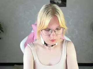 Kiss-Kr1ss's Live Sex Cam Show