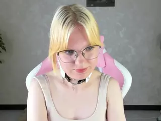 Kiss-Kr1ss's Live Sex Cam Show