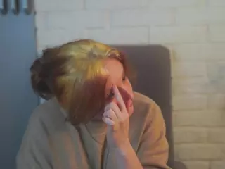 LynDollins's Live Sex Cam Show