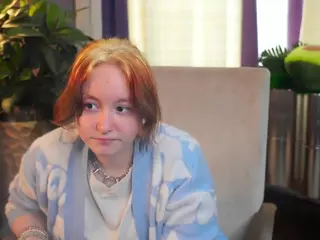LynDollins's Live Sex Cam Show