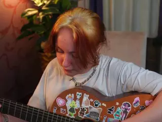 LynDollins's Live Sex Cam Show