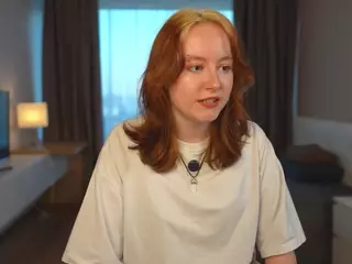 LynDollins's Live Sex Cam Show