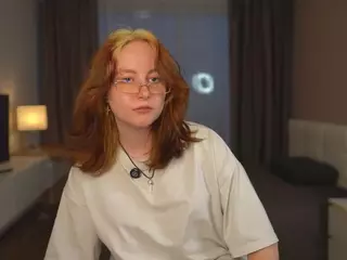 LynDollins's Live Sex Cam Show