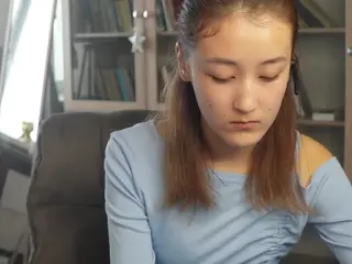 MildredCroke's Live Sex Cam Show