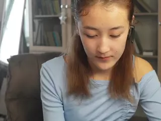 MildredCroke's Live Sex Cam Show