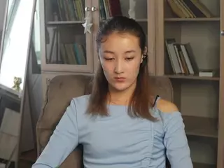 MildredCroke's Live Sex Cam Show
