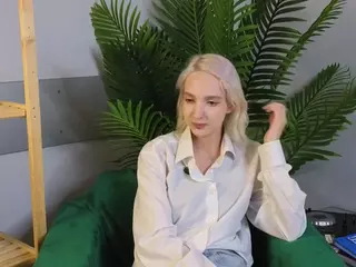 TateCovert's Live Sex Cam Show