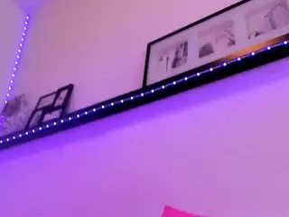 AlexaHolly's Live Sex Cam Show