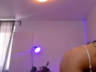AlexaHolly's Live Sex Cam Show