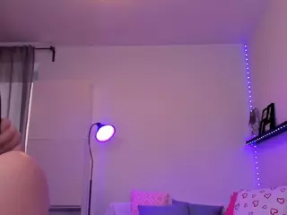 AlexaHolly's Live Sex Cam Show