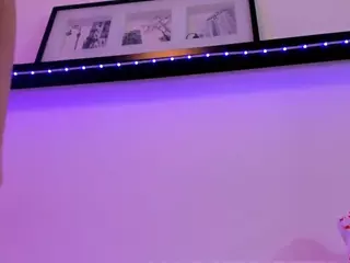 AlexaHolly's Live Sex Cam Show