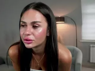 AlodieChubb's Live Sex Cam Show