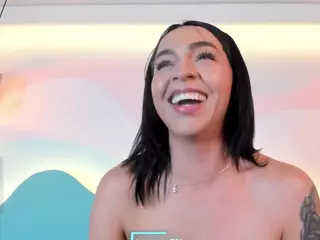Azhly's Live Sex Cam Show