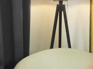 CathrynArnet's Live Sex Cam Show