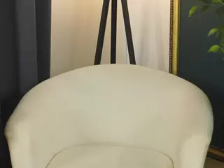 CathrynArnet's Live Sex Cam Show