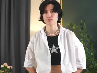 CathrynArnet's Live Sex Cam Show