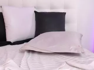 celestee-moon's Live Sex Cam Show