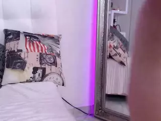 celestee-moon's Live Sex Cam Show