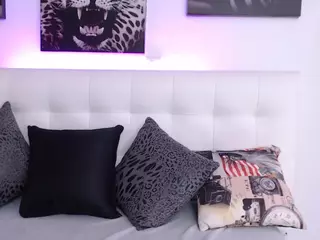celestee-moon's Live Sex Cam Show