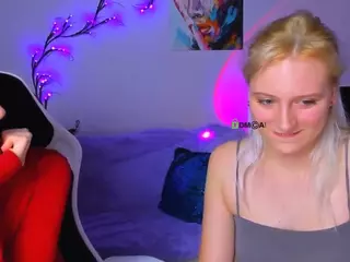 dina-4u's Live Sex Cam Show