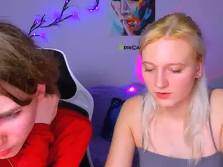 dina-4u's Live Sex Cam Show