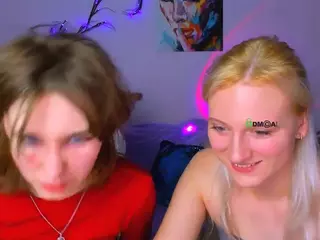 dina-4u's Live Sex Cam Show