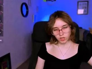 dina-4u's Live Sex Cam Show