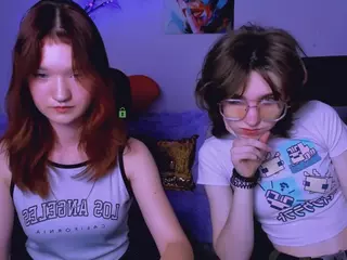dina-4u's Live Sex Cam Show