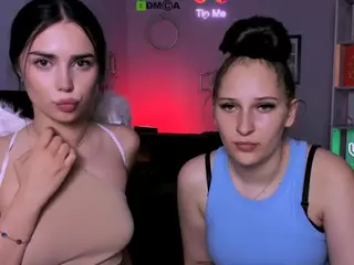 dina-4u's Live Sex Cam Show