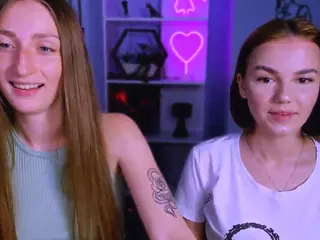 dina-4u's Live Sex Cam Show